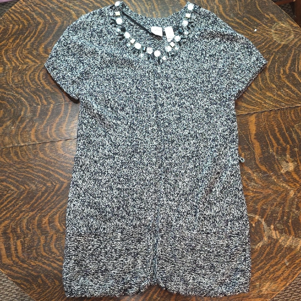 Emma James short-sleeved, open-front, black-&-white speckled long knit cardigan